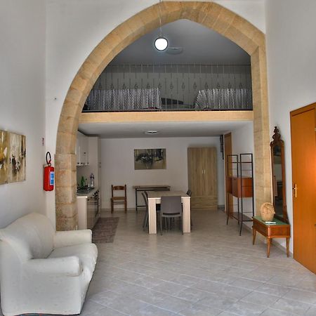 Holiday Home Castle Salemi - Casa Vacanze Ngoại thất bức ảnh